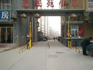 鱼台章丘广告道闸门，济南车牌自动识别机