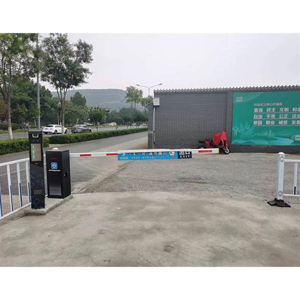 鱼台车牌识别道闸机 无人值守停车场